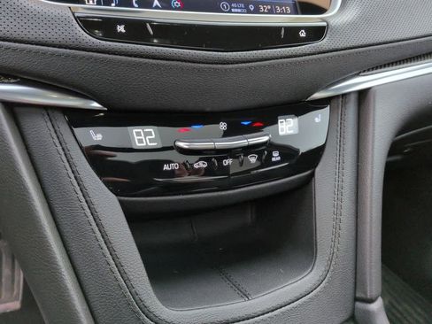 Certified 2023 Cadillac XT5 Sportv image 29