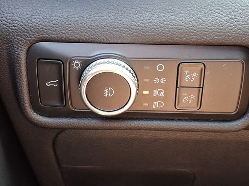 Used 2023 Ford Explorer ST w/ Equipment Group 401A AWD/4WD image 27