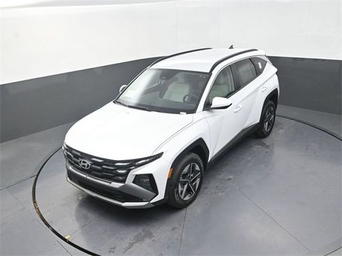 New 2026 Hyundai Tucson SEL image 24