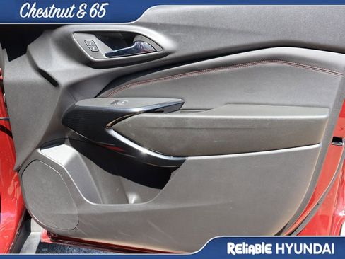 Used 2024 Chevrolet Trax RS w/ Driver Confidence Package FWD image 9