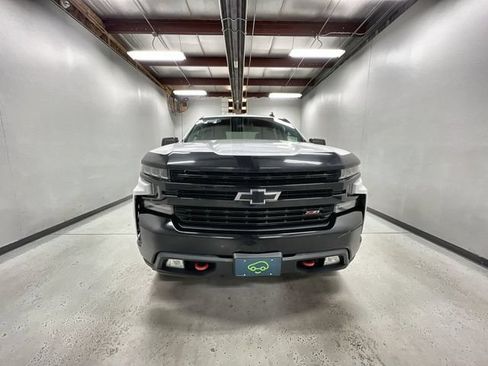 Used 2019 Chevrolet Silverado 1500 LT Trail Boss AWD/4WD image 3