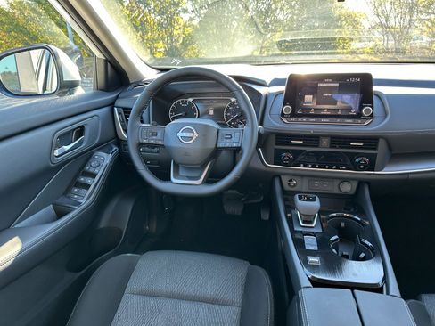 New 2026 Nissan Rogue SV image 23