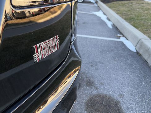 Used 2022 Tesla Model S Plaid image 7