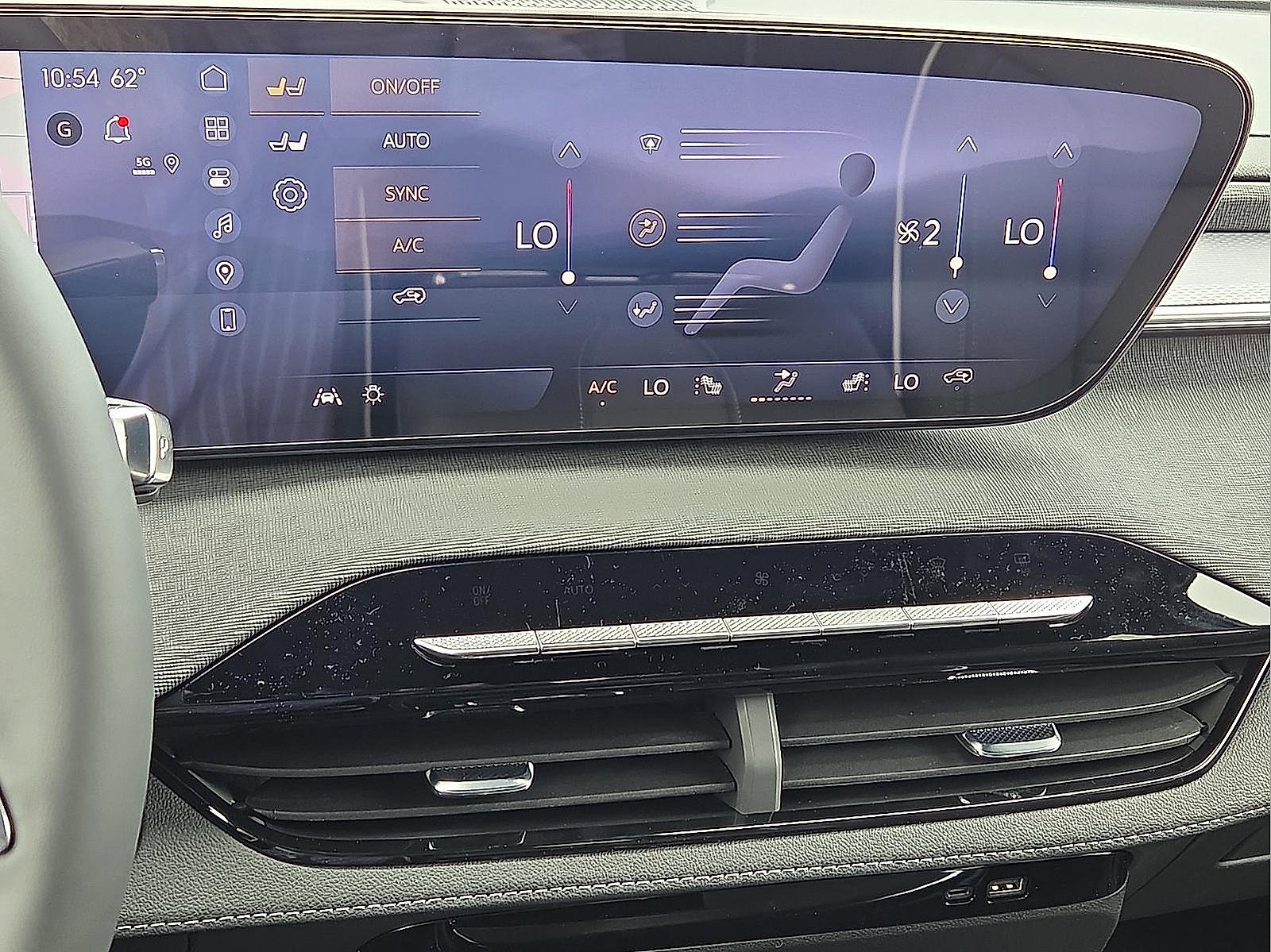 New 2026 Buick Enclave Sport Touring w/ Super Cruise Package FWD image 21