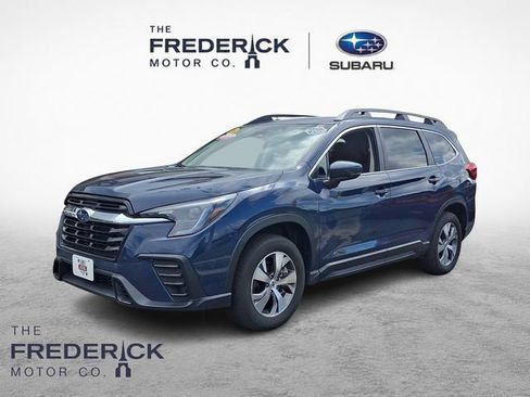 Certified 2025 Subaru Ascent Premium AWD/4WD image 1