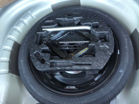 Certified 2024 Volkswagen Jetta Sport image 29