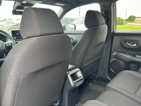 Used 2024 Honda HR-V Sport image 17