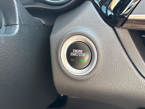 Certified 2020 Buick Envision Essence w/ Experience Buick Package AWD/4WD image 17