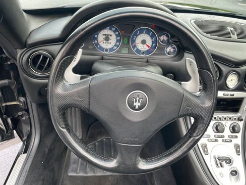 Used 2005 Maserati Spyder GT RWD image 21