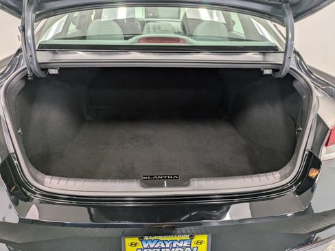 Certified 2023 Hyundai Elantra SEL w/ Convenience Package FWD image 24