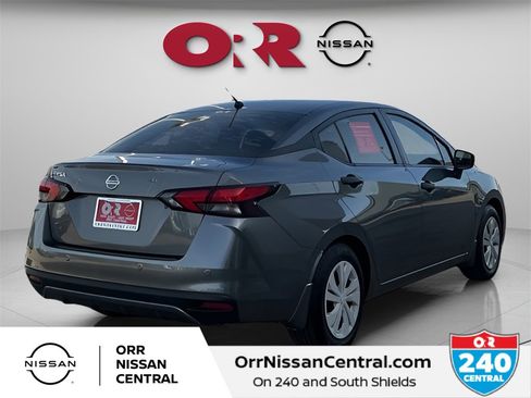 Used 2021 Nissan Versa S image 5