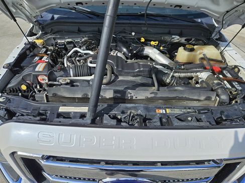 Used 2016 Ford F250 King Ranch w/ King Ranch w/Chrome Package image 14