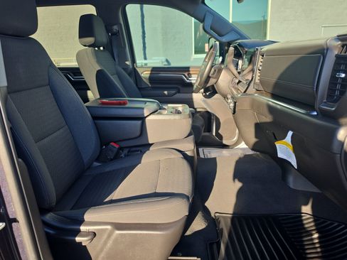 Used 2024 Chevrolet Silverado 2500 LT w/ All Star Edition AWD/4WD image 30