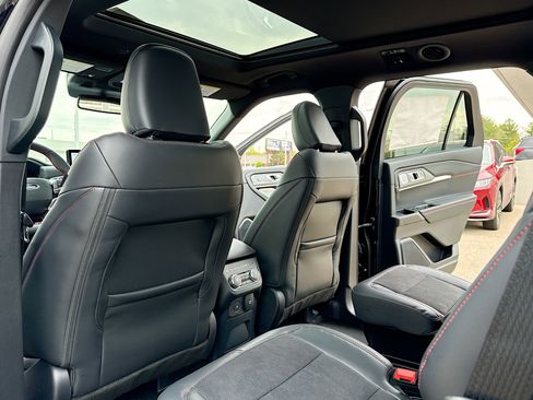 New 2026 Ford Explorer ST AWD/4WD image 6