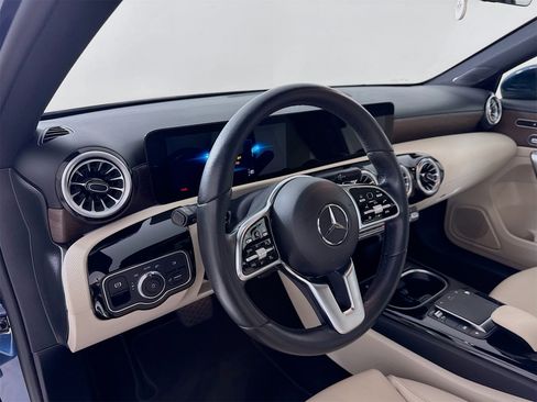 Used 2022 Mercedes-Benz A 220 image 10