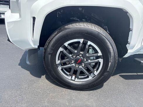 New 2025 Toyota Tacoma TRD Sport image 9