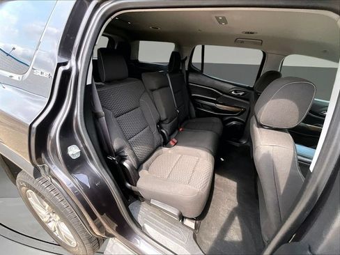 Used 2017 GMC Acadia SLE FWD image 28