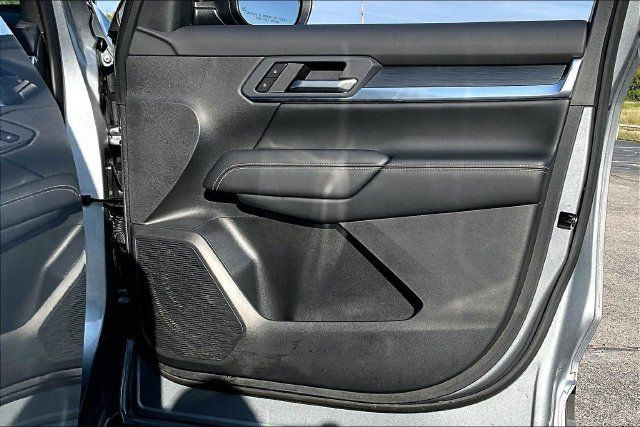 Used 2026 GMC Terrain Elevation AWD/4WD image 28