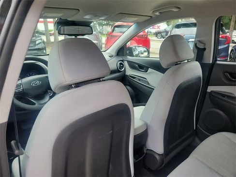 Used 2023 Hyundai Kona SEL image 12