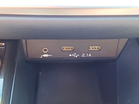 Used 2020 Subaru Outback Limited AWD/4WD image 11