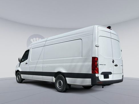 New 2025 Mercedes-Benz Sprinter 2500 image 4
