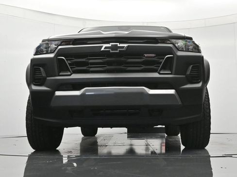 Used 2024 Chevrolet Colorado Trail Boss w/ Advanced Trailering Package AWD/4WD image 37