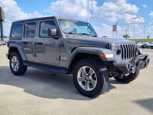 Used 2021 Jeep Wrangler Unlimited Sahara image 10