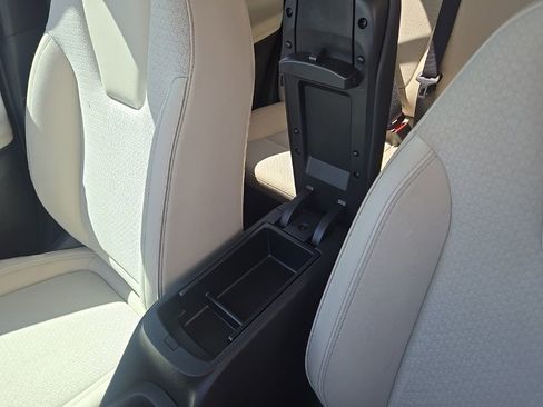 Used 2024 Buick Encore GX Preferred FWD image 30