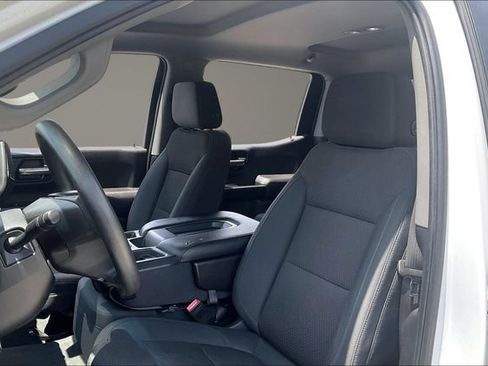 Used 2019 Chevrolet Silverado 1500 Custom Trail Boss w/ Custom Convenience Package AWD/4WD image 23