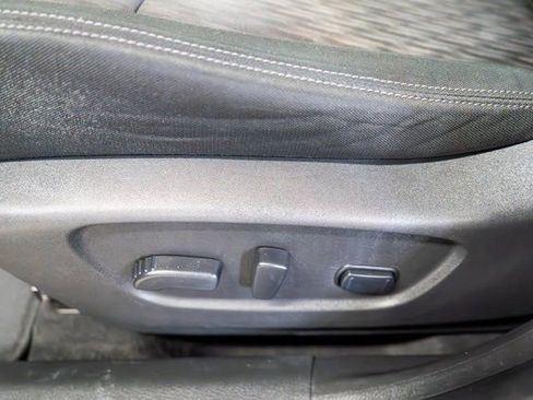 Used 2020 Nissan Rogue SV w/ Premium Package image 20