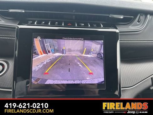 Used 2023 Jeep Grand Cherokee L Laredo image 33