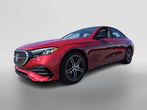New 2026 Mercedes-Benz E 350 4MATIC Sedan image 8