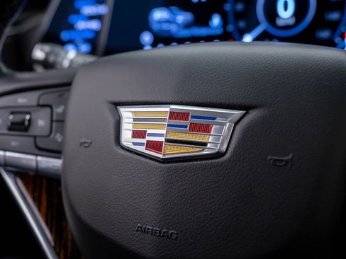 Certified 2023 Cadillac Escalade ESV Premium Luxury image 32