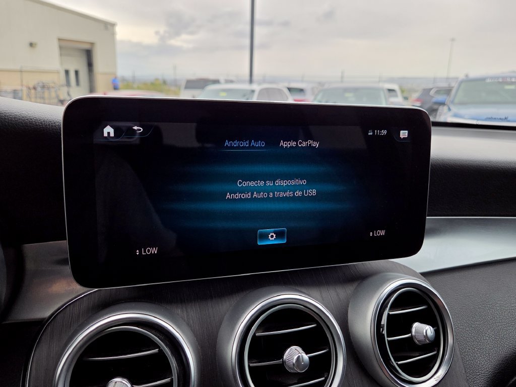 Used 2022 Mercedes-Benz GLC 300 image 27
