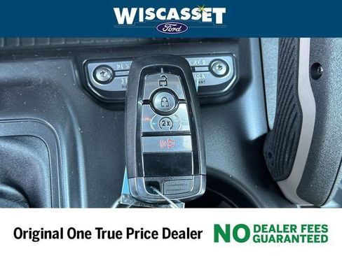 New 2024 Ford Bronco Outer Banks w/ Sasquatch Package image 13