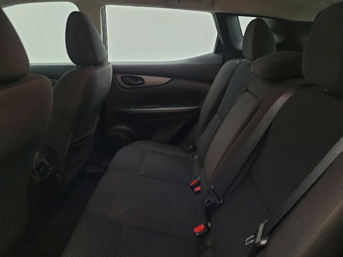 Used 2018 Nissan Rogue Sport S FWD image 18