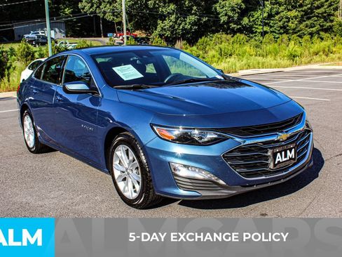 Used 2025 Chevrolet Malibu LT FWD image 3