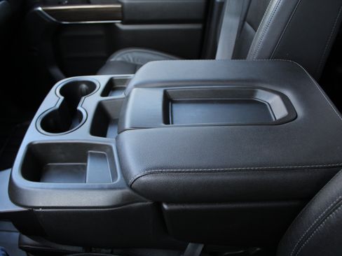 Used 2019 Chevrolet Silverado 1500 LT w/ True North Edition AWD/4WD image 37