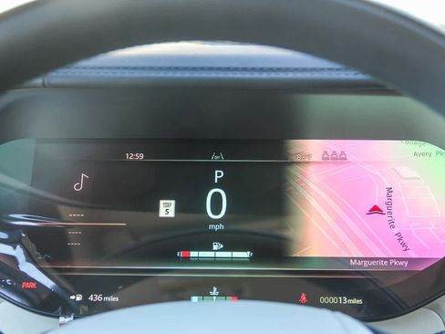 New 2025 Land Rover Range Rover SE image 23