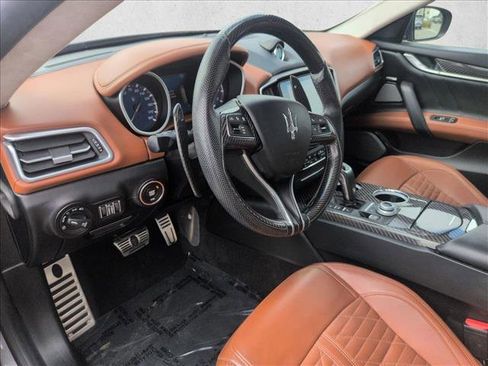 Used 2020 Maserati Ghibli S GranSport image 10