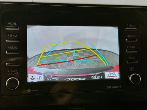 Used 2023 Toyota Camry SE w/ Convenience Package image 13