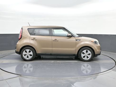 Used 2014 Kia Soul FWD image 22