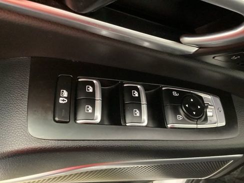 Used 2021 Kia Telluride SX w/ SX Prestige Package image 17