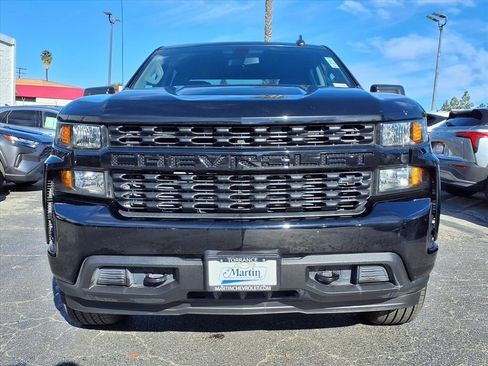 Used 2021 Chevrolet Silverado 1500 Custom w/ LPO, Dark Essentials Package image 2