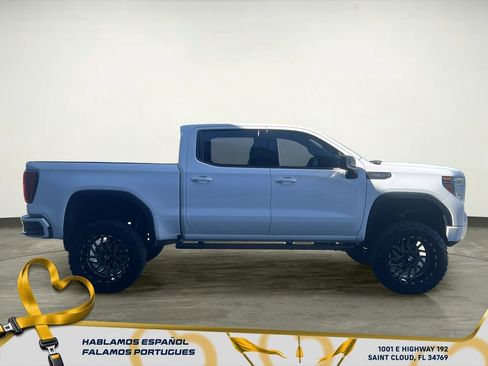 Used 2020 GMC Sierra 1500 Elevation w/ Elevation Value Package image 7
