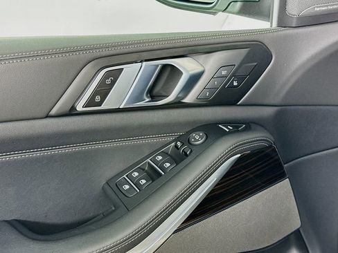 Used 2024 BMW X5 xDrive50e w/ Premium Package image 18