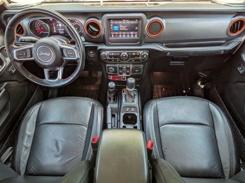 Used 2020 Jeep Gladiator Mojave AWD/4WD image 17
