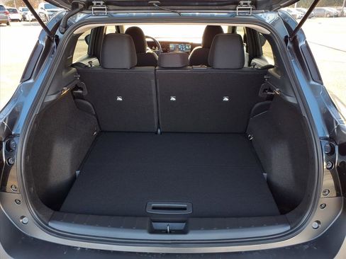 New 2026 Nissan Kicks SV image 25