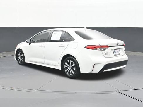 Used 2022 Toyota Corolla LE FWD image 9
