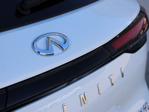 Certified 2025 INFINITI QX60 Pure w/ Cargo Package AWD/4WD image 37